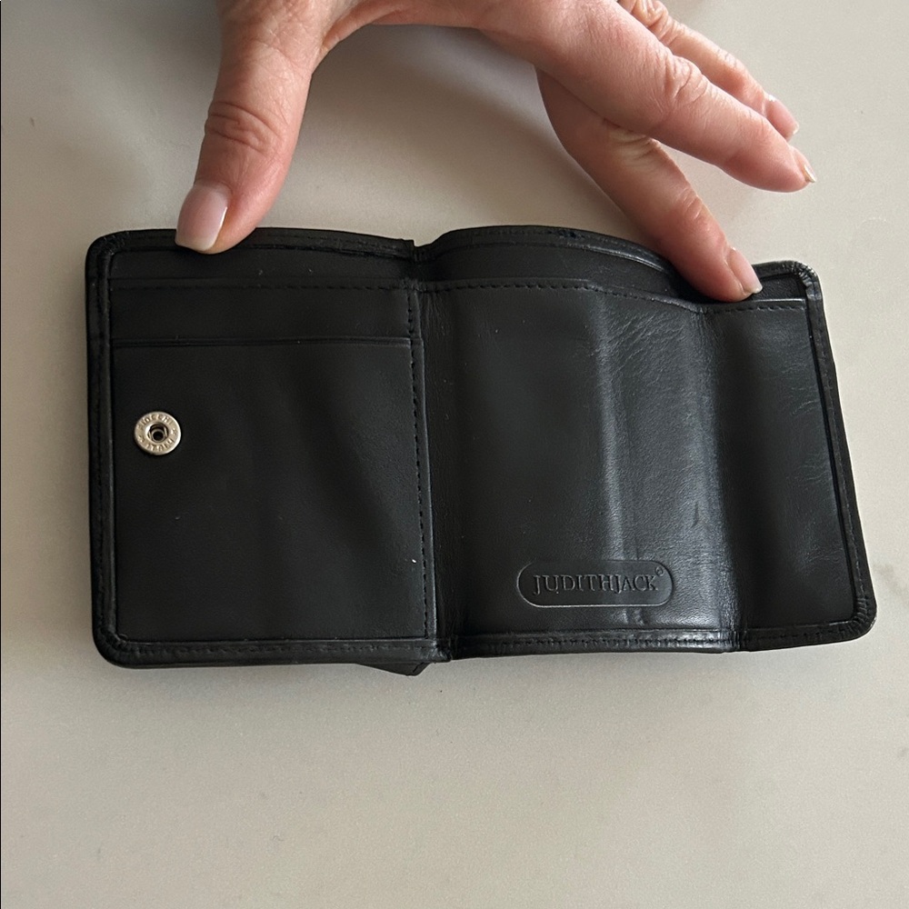 Judith Jack Black Card Holder with Silver Corner Embellishments - Picture 2 of 5